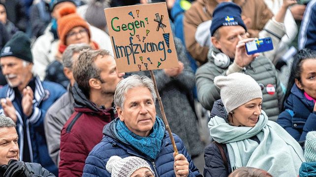 En Austria se manifiestan los ciudadanos contra la vacunación