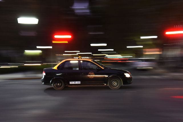 Acciones en conjunto. Los taxistas no brindarán servicio durante las 18 y las 22 en señal de duelo.