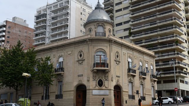 En el Concejo Municipal hay seis empleados por cada edil