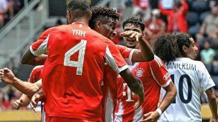 Bayern Múnich trituró a Auckland City en su estreno