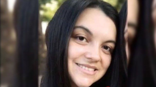 Morena Pamela Davies falta de su casa en la localidad de Alejandra