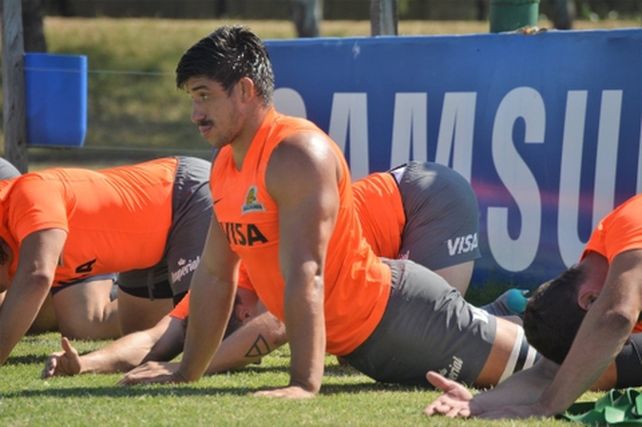 En el XV. Tomás Lavanini fue uno de los atacantes en los ensayos de ayer.
