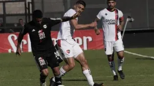 Juanchón García luchó, pero a Newells no le alcanzó para ganar.