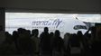 Una multitud de rosarinos en el Aeropuerto Islas Malvinas tras la inauguración del vuelo directo entre Rosario y Madrid.&nbsp;
