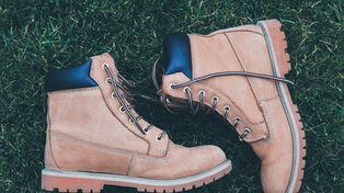 Botas para hombre: cómo elegir el modelo adecuado según uso, clima y estilo