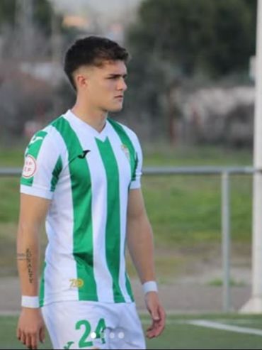 El delantero ex-Newells que emigró a España, se quedó sin club y relanzó su carrera en Uruguay