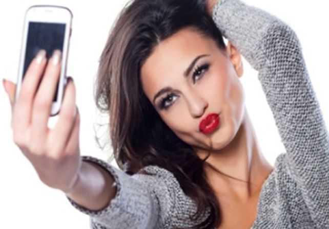 ¿Querés verte más flaca en las fotos? Mirá estos tips