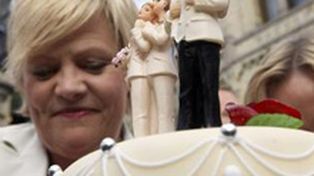 Cambia, todo cambia: la Iglesia de Noruega ahora casar&aacute; a homosexuales