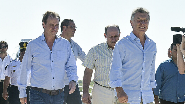 Macri inauguró ayer un puente y generó polémica en Urdinarrain