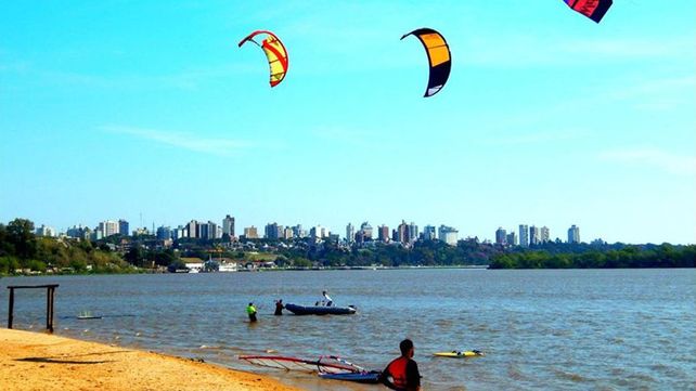 El domingo arrancó con alerta por vientos fuertes en parte de Entre Ríos