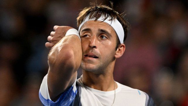 Etcheverry batalló, pero no pudo con Bublik en el Abierto de Australia