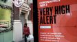 ALERTA. Un cartel callejero ubicado en el sector clásico de Westminster en Londres, capital de Inglaterra.