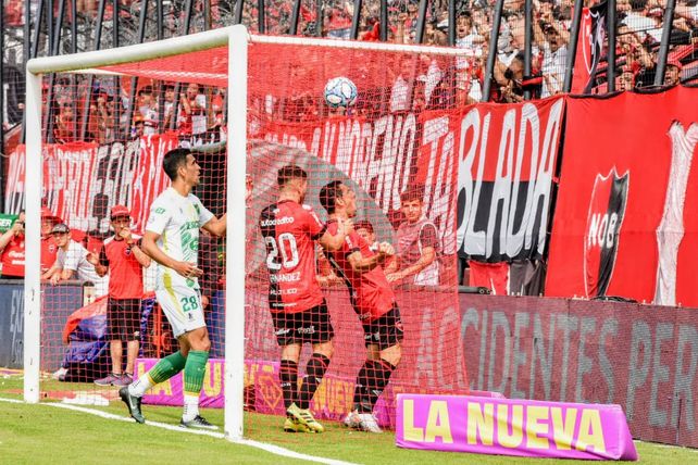 Newells volvió a la victoria para dejar atrás las preocupaciones y las dudas