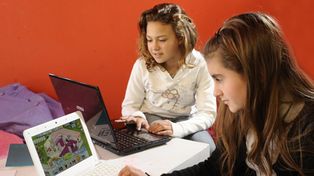 La seguridad de internet no se debate en la escuela, según un informe