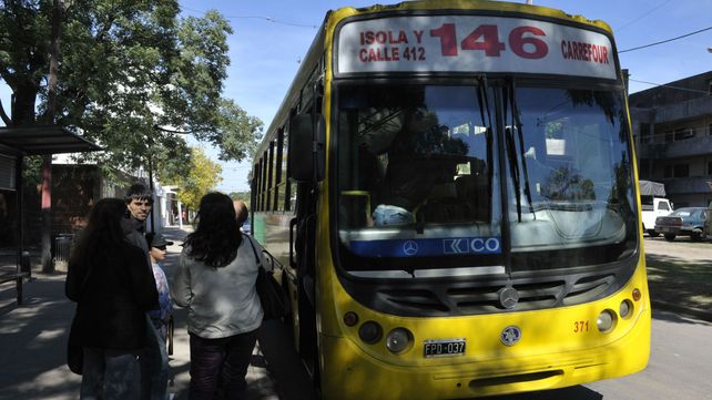 El violento incidente se produjo en un colectivo de la línea 146.&nbsp;