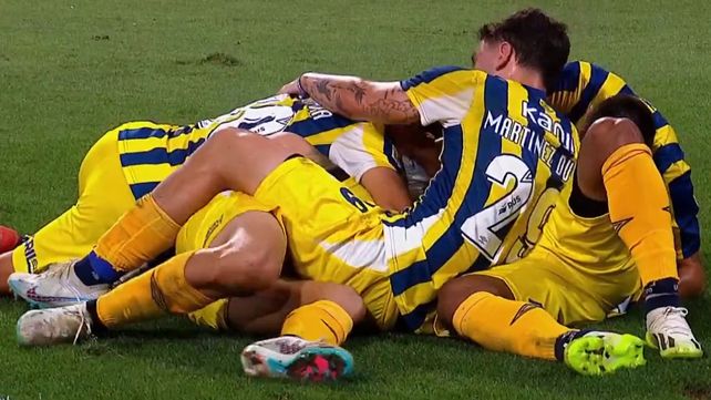 Central se abraza al cielo con corazón y garra inmensos y vuelve a gritar campeón