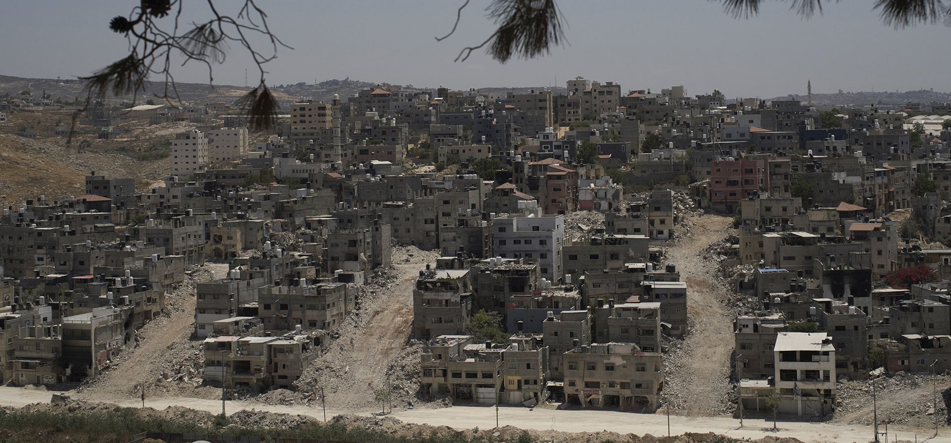 Casas destruidas durante las operaciones terrestres de las fuerzas israelíes en el campo de refugiados de Nur Shams, en la ciudad cisjordana de Tulkarem, el miércoles 2 de julio de 2025. (Foto AP/Leo Correa) Casas destruidas durante las operaciones terrestres de las fuerzas israelíes en el campo de refugiados de Nur Shams, en la ciudad cisjordana de Tulkarem, el miércoles 2 de julio de 2025. (Foto AP/Leo Correa)