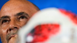 Sampaoli sorprendió y dijo que no evalúa dar un  paso al costado