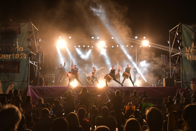 El evento contó con el espectáculo 
