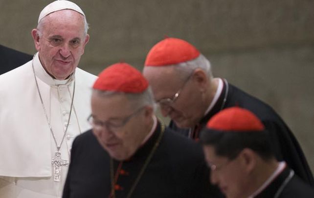el papa argentino. Francisco está presente en todas las sesiones. (AP)