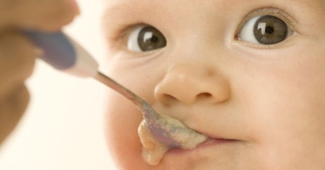 Algunos alimentos para beb&eacute; son peores que la comida chatarra