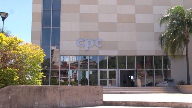 Gobernadores de diversas extracciones políticas se congregan hoy en Paraná en un encuentro organizado junto al Consejo Federal de Inversiones
