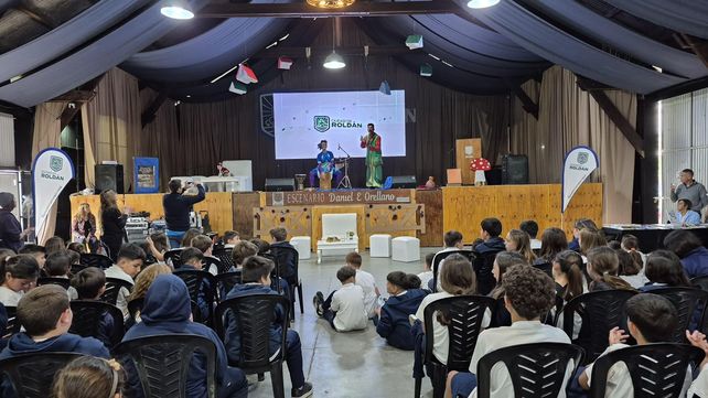 Celebrar 160 años escribiendo juntos: así será la Feria del Libro de Roldán