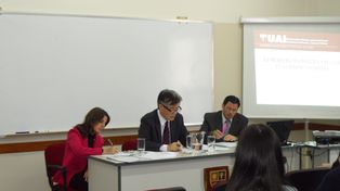 Charla en la UAI sobre la problemática política y nuclear en Corea