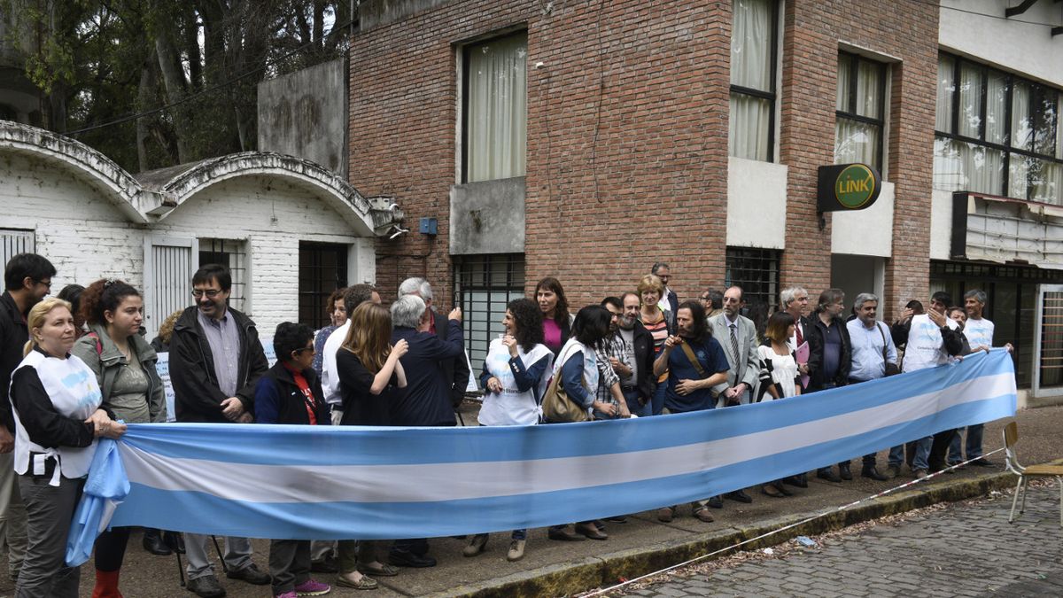 Los investigadores volvieron a protestar por el recorte de fondos