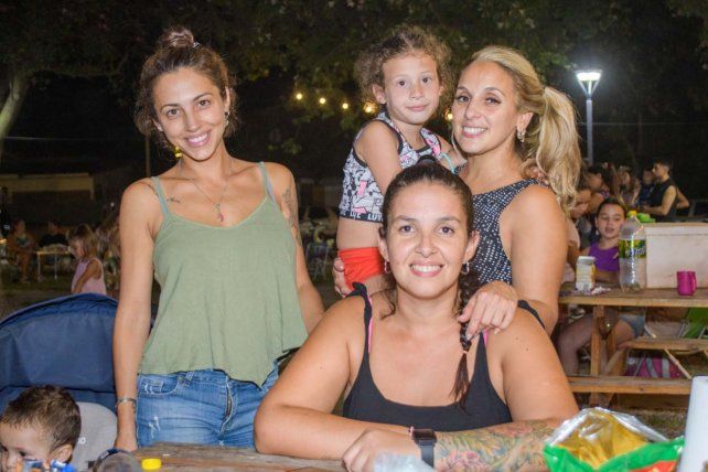 Anto Guardala, Daniela Carnelg y Noé Rulli.