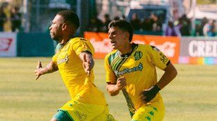Aldosivi goleó en San Juan y dejó último a Unión en la zona A del Apertura