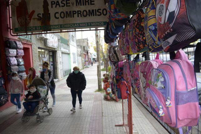 El centro comercial de Empalme abastece a varios barrios del noroeste de la ciudad.