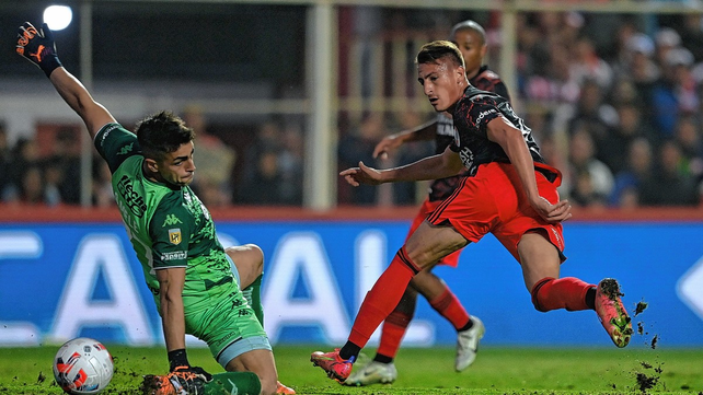 Unión sufrió a un River letal que desnudó su preocupante falta de jerarquía