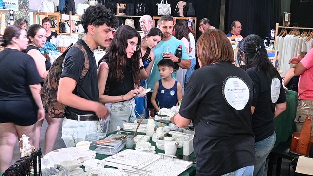 La cuarta&nbsp; edición de la Feria Diseña Paraná: Me atravesaba un río se desarrolla hasta el domingo 23