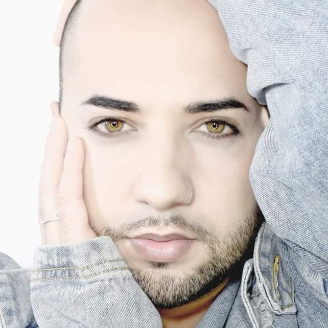 El cantante Rudy Morales presenta su flamante álbum Enalma