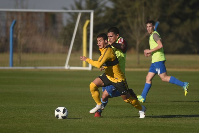 Desequilibrio. Lovera anotó un gol.