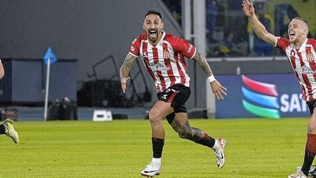 El exdelantero de Colón que busca Boca para reemplazar a Benedetto