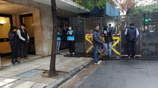 Uno de los vallados que puso el gobierno porteño en torno a la casa de Cristina.&nbsp;