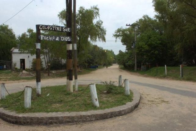 Continúan los trabajos de refuerzo en la defensa de Colastiné Sur