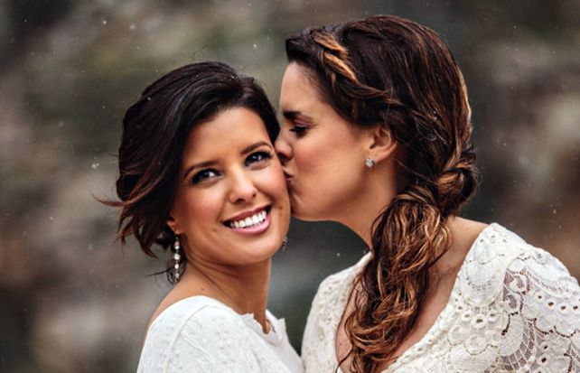 En Cataluña hay cada vez menos bodas tradicionales y más matrimonios entre mujeres