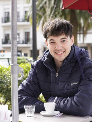 Es rosarino, tiene 18 años y luchará entre los mejores ajedrecistas de Argentina