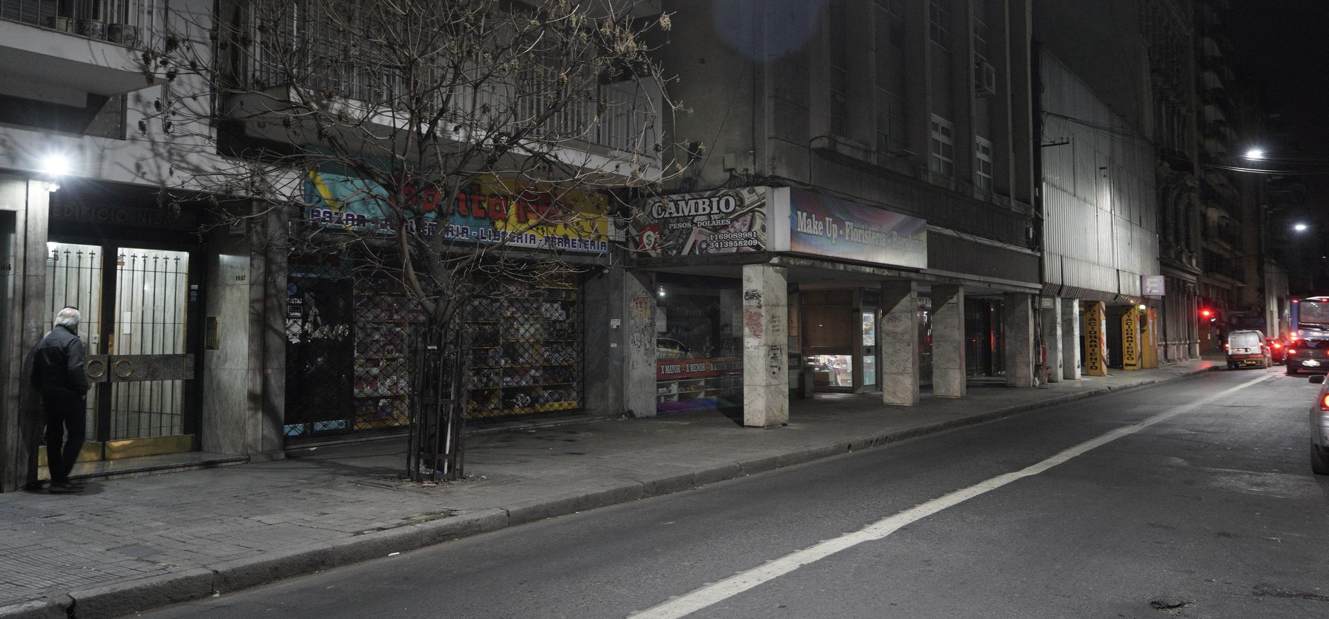 Quieren recuperar Santa Fe, la calle del centro a la que todos escapan