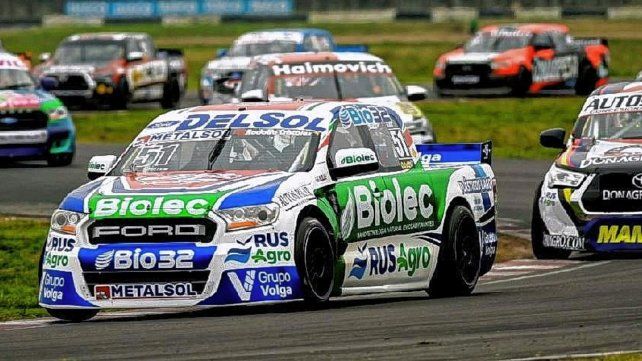 El piloto de Salto se quedó con el triunfo sobre el autódromo Roberto Mouras de La Plata.