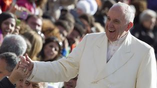 Tres años de Francisco, el Papa de los gestos cálidos y líder de los excluidos