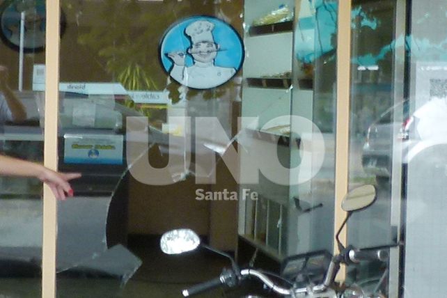 Tras un robo, reponer el blíndex de una puerta cuesta al menos $1.500