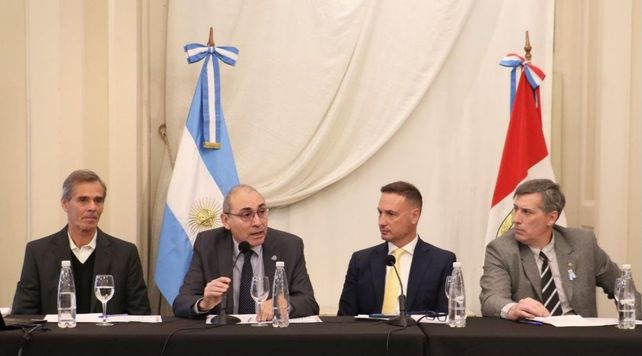 Ocho empresas pujan por las obras para el tercer carril en la autopista Rosario - Santa Fe