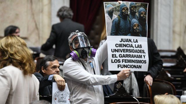 El diputado Paulón y un fuerte reclamo