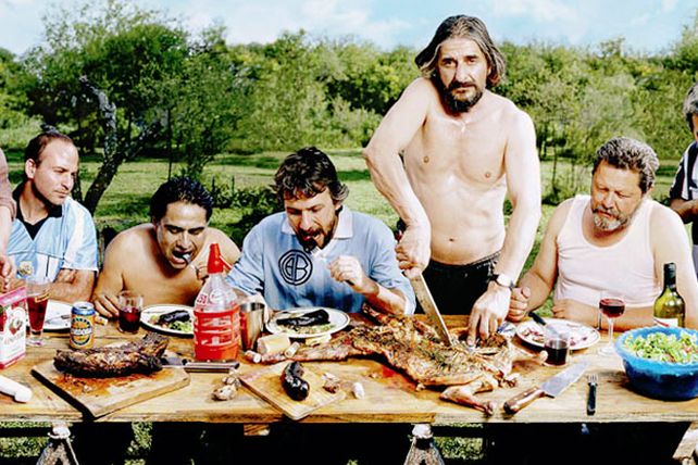 Polémicas bajo la sombrilla: las antinomias del asado