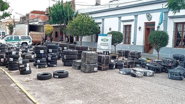 Contrabando: incautan 233 encomiendas con neumáticos