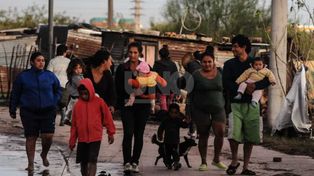Quieren crear un comedor nocturno en La Tablada
